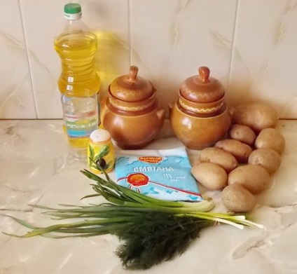 Burgonya pot krém (krém) Burgonya egy bankot tejfölös