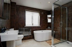 Brown fürdőszoba - elegáns és kényelmes egy csomagban