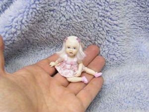 miniatűr Doll