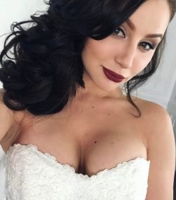 Natasha Ivaschenko mesélt az esküvői teremben tornázni, és azt mondta, hogy miért nem kell félni