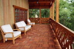 terasz kialakítása vagy nyitott veranda (fotó) (regisztrációs terasz napozó kérdés) Így teraszok vagy nyitott veranda (fotó)