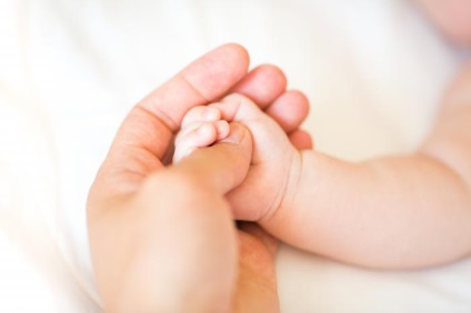 Kulcscsont törés az újszülöttben (újszülött kulcscsont törés) Kulcscsont törés egy újszülött