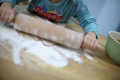 Mézeskalács házak - Sütés Kids (házak) Mézeskalács házak - Sütés gyerekek