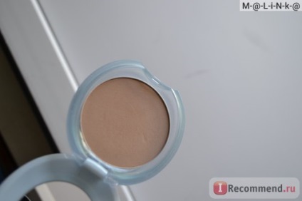 Por Shiseido tisztasága mattosító kompakt olajmentes alapozó SPF 15