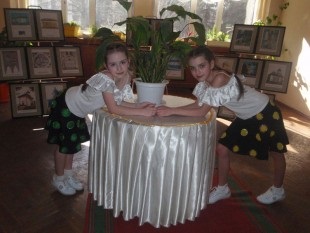 Sisters Natasha és Tanya Pavlenko legfontosabb dolog - nem egy szerepet, a fő (Natasha) Sisters Natasha és Tanya Pavlenko legfontosabb dolog - nem egy szerep fontos