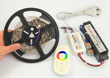 Bekötése RGB LED szalag RGB-vezérlő és erősítő (szalagok) Bekötése RGB LED szalag RGB-vezérlő és erősítő