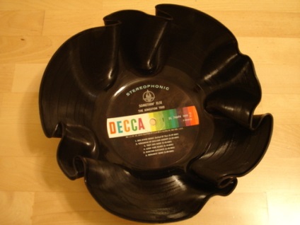 Váza vinil - kézzel készített, kreatív - egy online folyóirat, kézműves kezük (kéz) Váza vinil - kézzel készített, kreatív - egy online folyóirat, kézműves kezük
