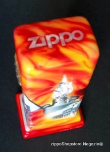 Világosabb Zippo mint egy műalkotás (világosabb) Világosabb Zippo mint műalkotás