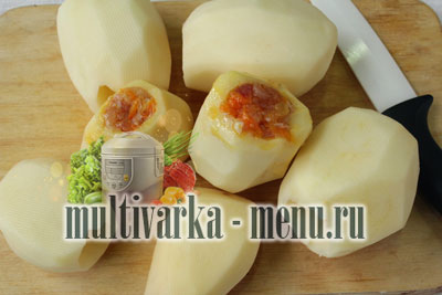 Nadziewane ziemniaków multivarka receptury dla Multivarki Polaris (nadziewane ziemniaczana) Nadziewane ziemniaki w multivarka, przepisy na Multivarki Polaris