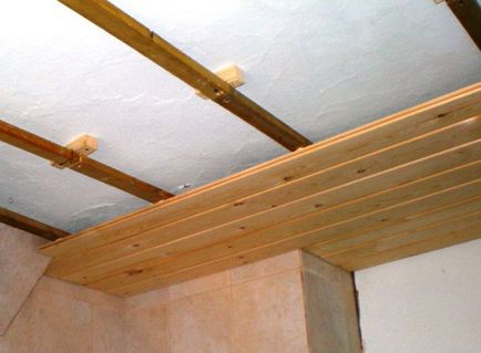 Jak schować sufit okapnicą w wannie, propotolki (sufit) Jak schować sufit okapnicą w wannie, propotolki