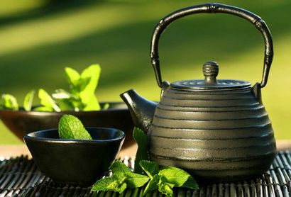 10 Services de santé étonnants du thé vert - Préparation, faits - Effets