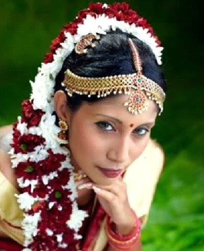10 belles coiffures indiennes du Sud pour les filles (coiffures de mariage indien au sud pour les filles) 10 belles coiffures pour les filles sud de l'Inde