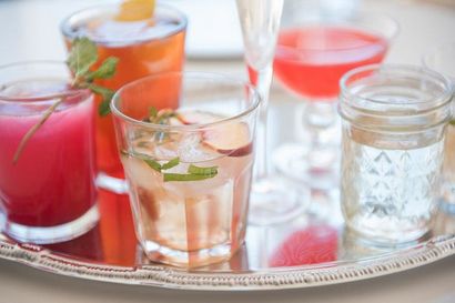 10 günstige Cocktails Make zu Hause und Geld sparen