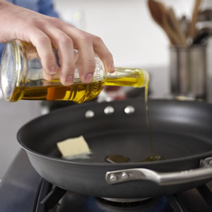 10 conseils pour rendre votre cuisine préférée Healthier Foods (votre) 10 conseils pour rendre votre cuisine préférée des aliments plus sains