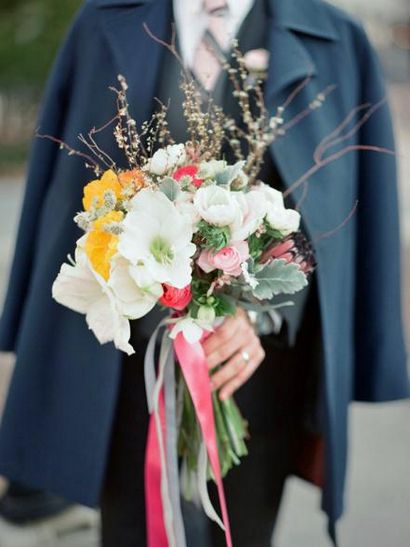 10 Spartipps für das Erstellen von Hochzeit Blumenarrangements, DIY