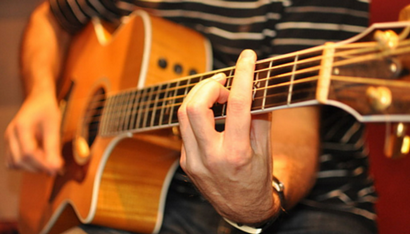 10 façons de Musclez votre Barre Chords - Guitare Tricks Blog