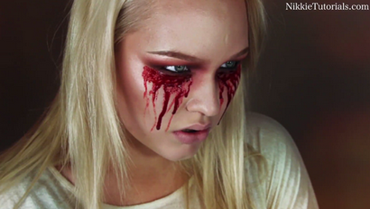 11 Hideously Scary Halloween Make-up-Ideen Sie aus dem Internet ausleihen
