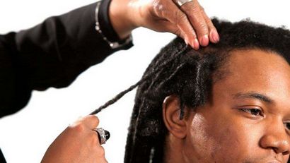 13 Natürliche Tipps, wie Dreadlocks halten selbst zu