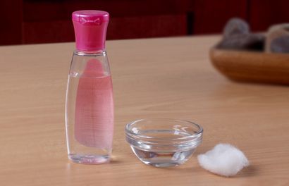 14 Effektive Home Remedies für eine klare und Spotless Haut