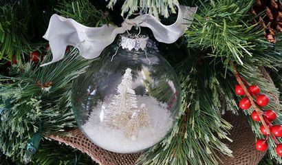 15 DIY Christmas Ornaments - The Glue String