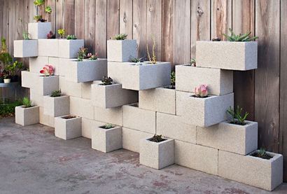 20 utilisations créatives des blocs de béton dans votre maison et jardin