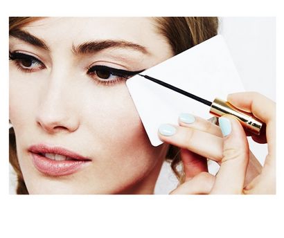 21 hacks eye-liner facile que vous devez essayer - Expert Accueil Conseils