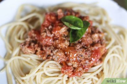 2 façons simples de faire la sauce spaghetti maison