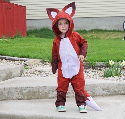 30 Costumes pour les enfants Cutest main - Lignes Across