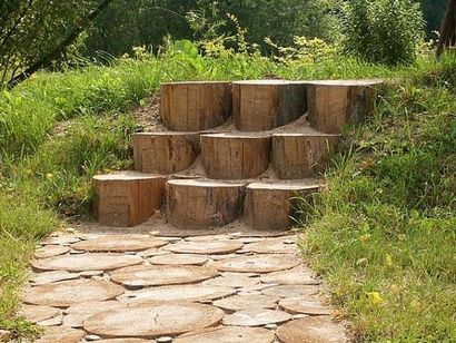 30 idées pour la conception verte de magnifiques sentiers de jardin en bois