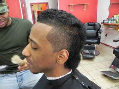 30 Oustanding demi Coupes de cheveux rasées (de moitié) 30 La moitié coiffures Rase Encours