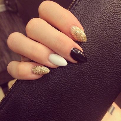 31 Court Pointy Nail Designs avec des images - Designs enjolivé