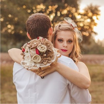 33 Alternative Bouquet Ideen für Non-Traditional Brides - Rock n Roll Bride