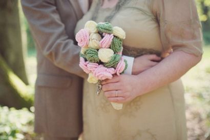 33 Alternative Bouquet Ideen für Non-Traditional Brides - Rock n Roll Bride