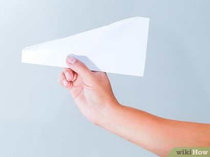 3 Wege, um einen Trick Papierflugzeug zu verdienen