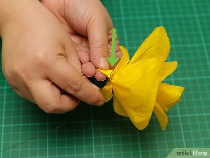 3 Wege, um Seidenpapier Rosen zu Stellen