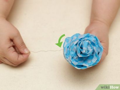 3 Wege, um Seidenpapier Rosen zu Stellen