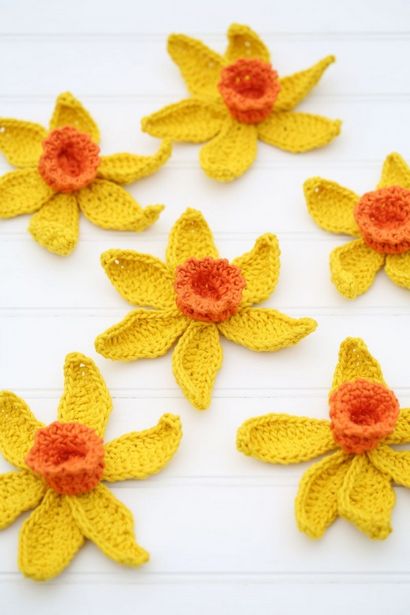 40 fleurs au crochet et quoi faire avec eux - Mollie Makes (fait) 40 fleurs au crochet et quoi faire avec eux - Mollie Makes