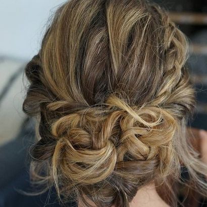 40 Updos für langes Haar - Einfache und nette Updos für 2017