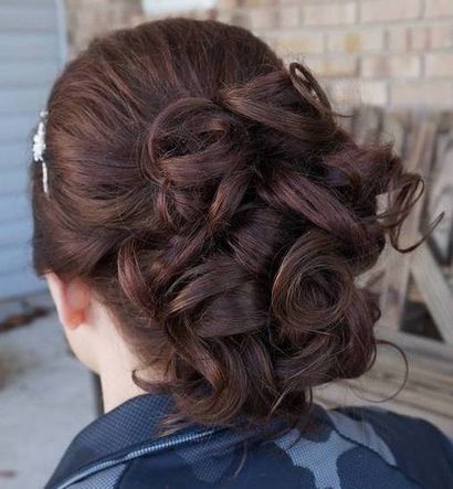 40 Updos für langes Haar - Einfache und nette Updos für 2017