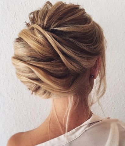 40 Updos für langes Haar - Einfache und nette Updos für 2017