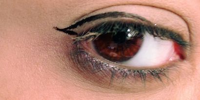 4 einfache Schritte zum perfekten geflügelten Eyeliner - PattiKnows, Patti Stanger