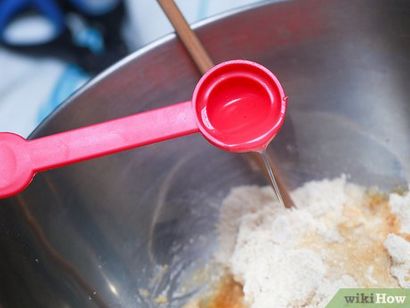 4 façons de faire un miel et flocons d'avoine Masque Visage