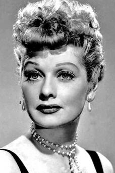50 Chignons Avec Pin Curls (comment faire style des années 50 chignons) 50 Chignons Avec Curls Pin