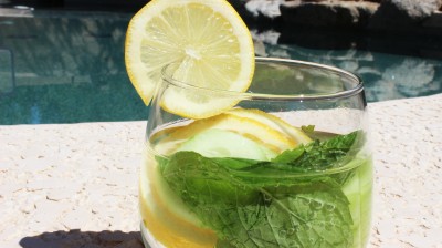 Recette de citron 5 minutes détoxifiant eau - Réalité de vous