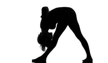 5 Yoga-Haltungen und lässt sich an Handgelenk Schmerzen zu lindern