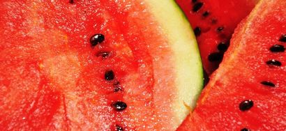 6 Nutzen für die Gesundheit der Wassermelone Saft und wie man es machen