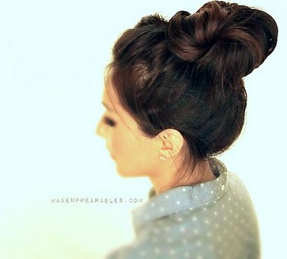 8 facile Messy Buns Pour les cheveux longs