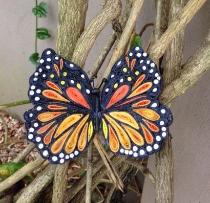 A Beautiful Quilled Papillon 10 étapes (avec photos)
