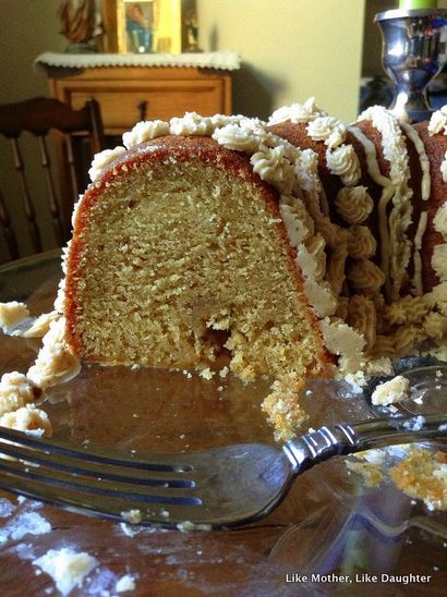 Eine Krone Kuchen für das Fest Christi, des Königs ~ Wie Mutter wie Tochter