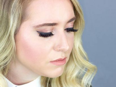Adele Maquillage Comment faire pour obtenir le chanteur - s Signature Cat-Eye et Contour, E! Nouvelles